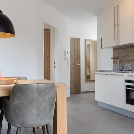 & Golf Zell Am By Alpin Apartman