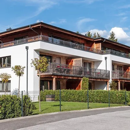 & Golf Zell Am By Alpin Apartman